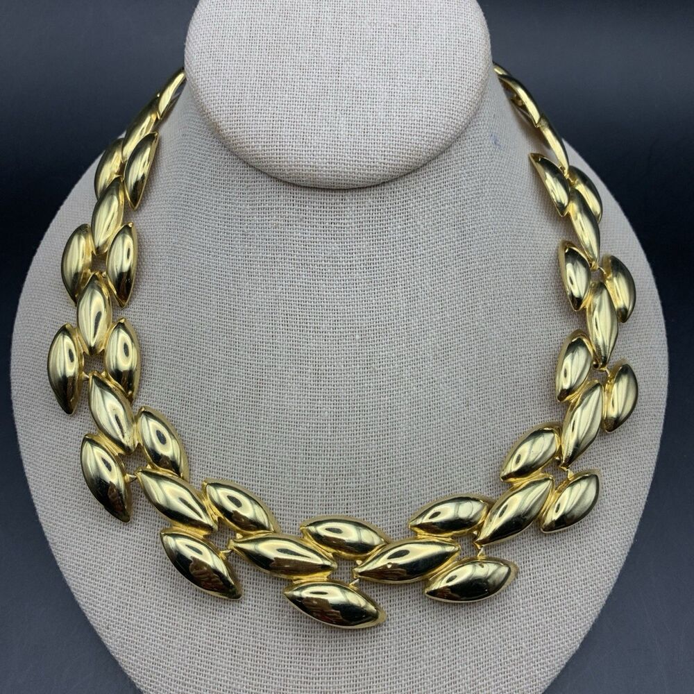 Chunky Gold Tone Collar Necklace Glossy Polished Shiny Link Classic Vintage